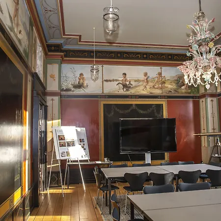 Fuglsang Herregaard 2*