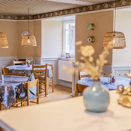 Hotell Fuglsang Herregaard 2*