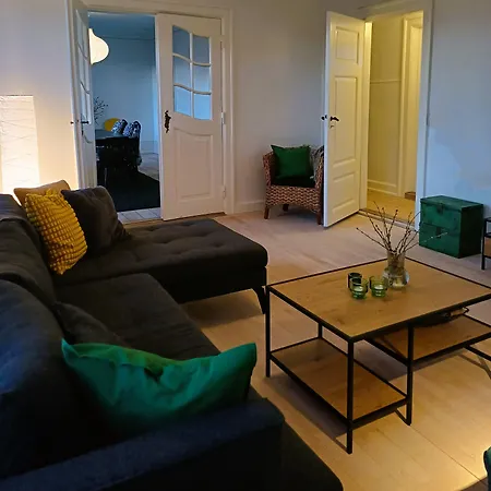 Отель Fuglsang Herregaard 2*